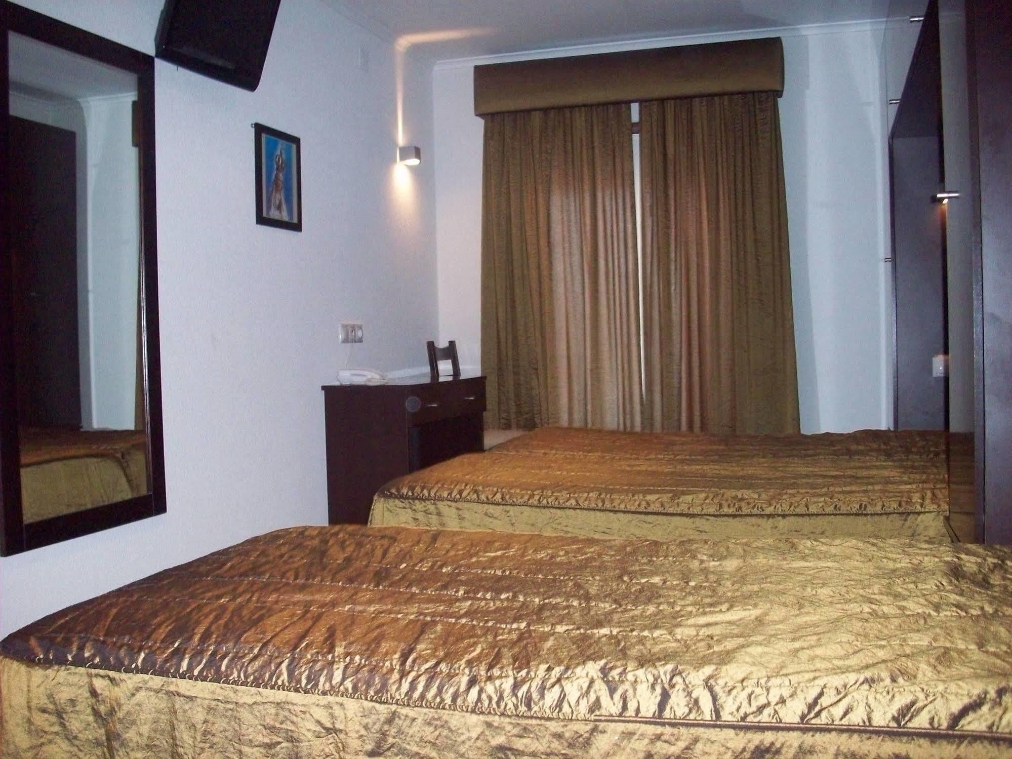 Residencia Sao Francisco By Umbral Hotel Fátima Kültér fotó